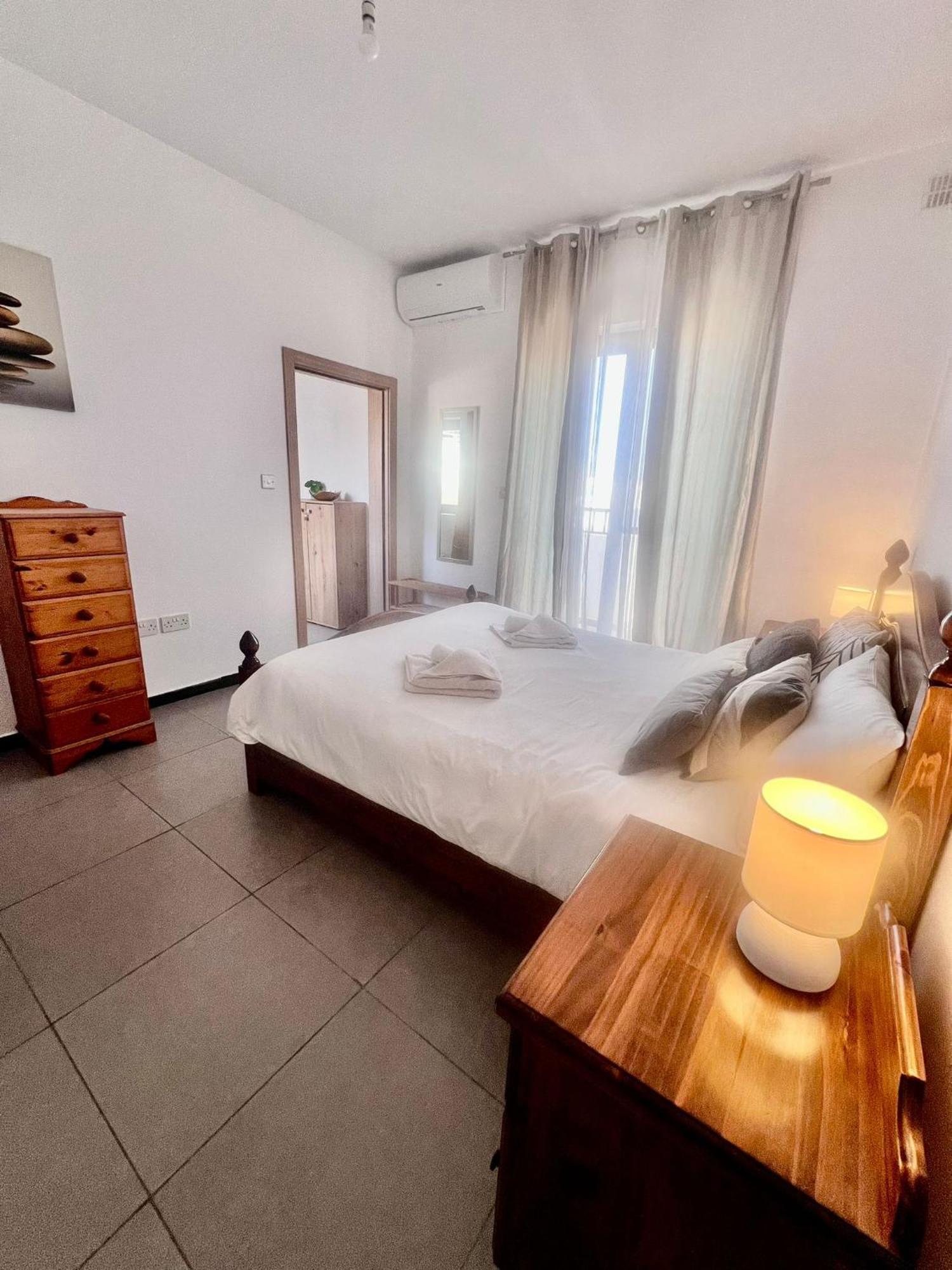 83/3-Lovely 1 Bedroom Penthouse Birkirkara Eksteriør bilde